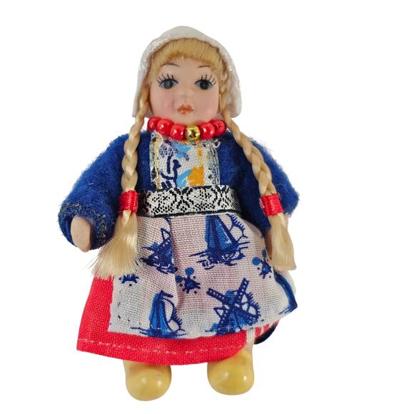 Vintage Dutch Girl Keychain Doll in Traditional Dress Braids Wooden Shoes 3" - Picture 9 of 11